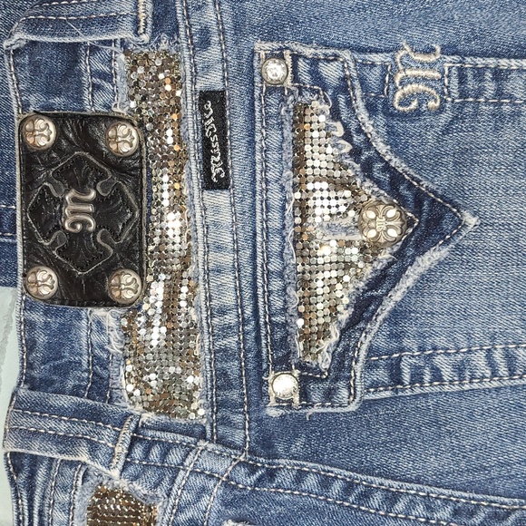 Miss Me Chain Jeans - Picture 9 of 12